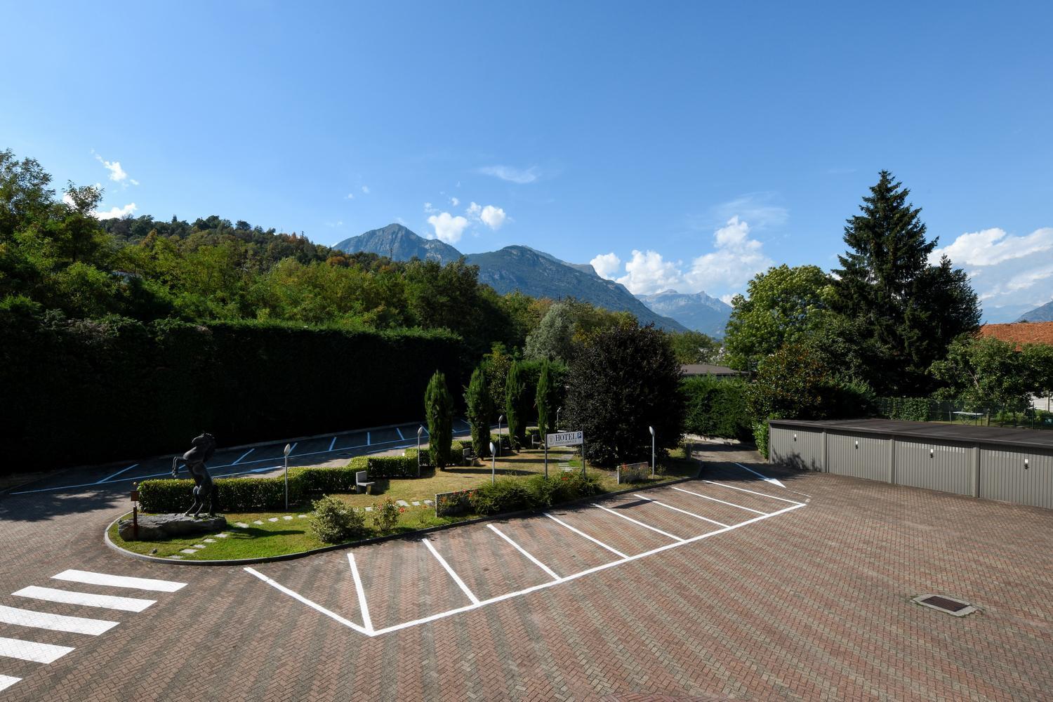 Hotel Internazionale Domodossola Exterior foto